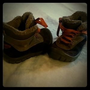 OshKosh B'gosh winter boots